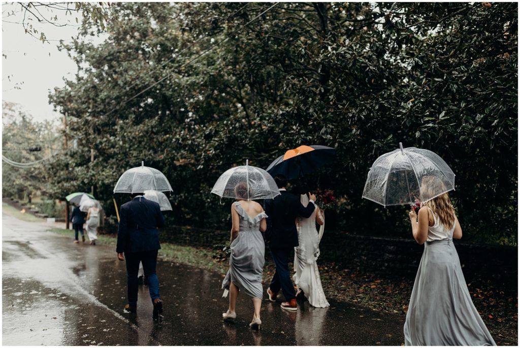 rainy wedding photography knoxville